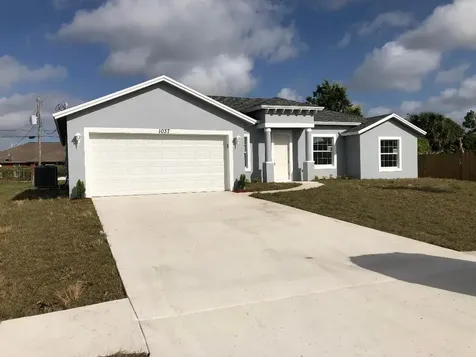 2133 SW Chestnut Lane Port St Lucie FL 34953