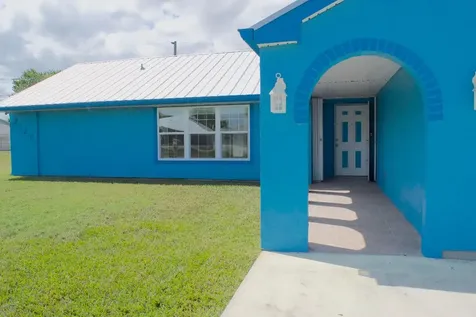 2126 SE Midtown Road Port St Lucie FL 34952