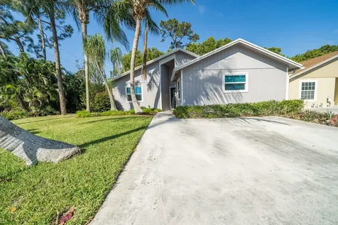6038 Bania Wood Circle Lake Worth FL 33462