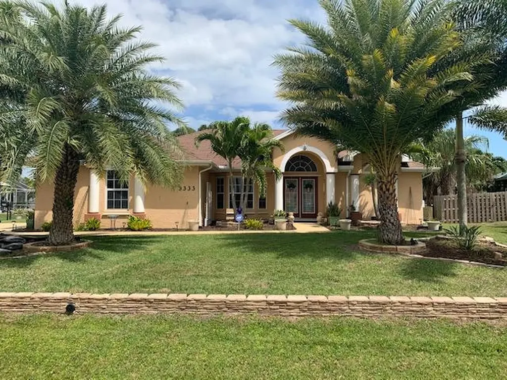 3333 SW Crestview Road Port St Lucie FL 34953