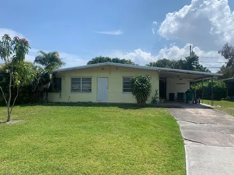 606 Beach Avenue Port St Lucie FL 34952