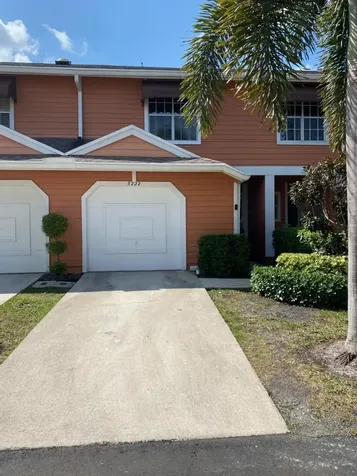 5222 Sapphire Valley Boca Raton FL 33486