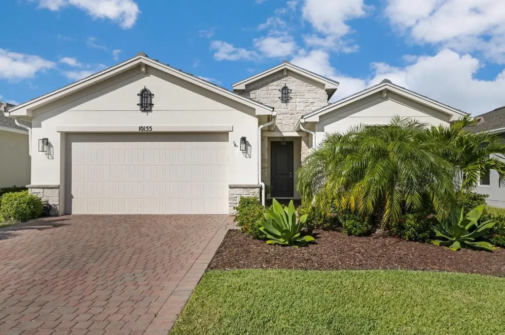 10155 SW Indian Lilac Trail Port St Lucie FL 34987