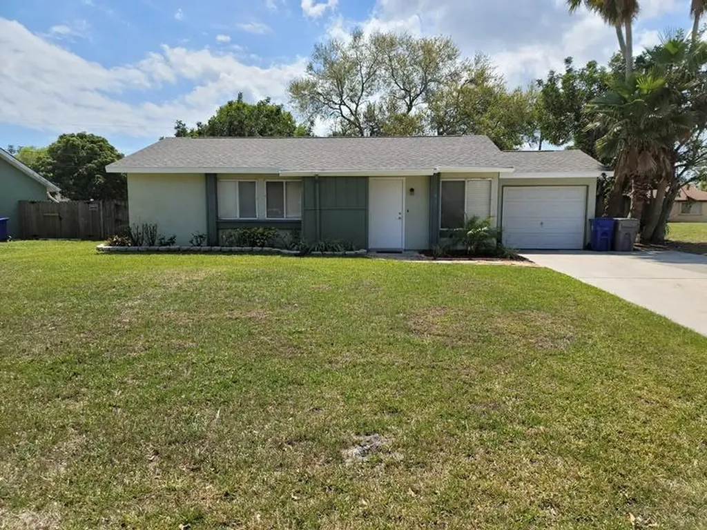 741 23rd Place SW Vero Beach FL 32962