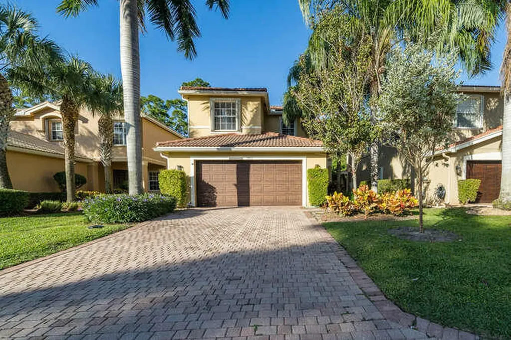 7953 Parsons Pine Drive Boynton Beach FL 33437