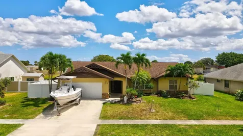 144 Park Road N Royal Palm Beach FL 33411