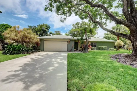 2394 NW 7th Court Delray Beach FL 33445