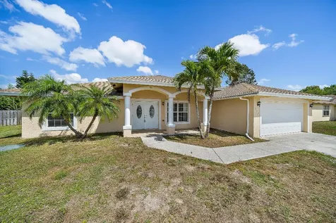 927 SW Mccall Road Port St Lucie FL 34953