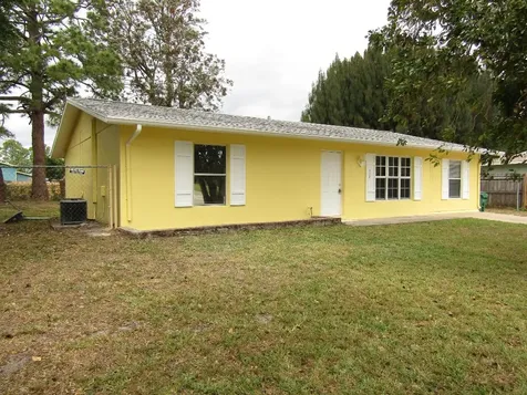 638 SW Ivanhoe Drive Port St Lucie FL 34983