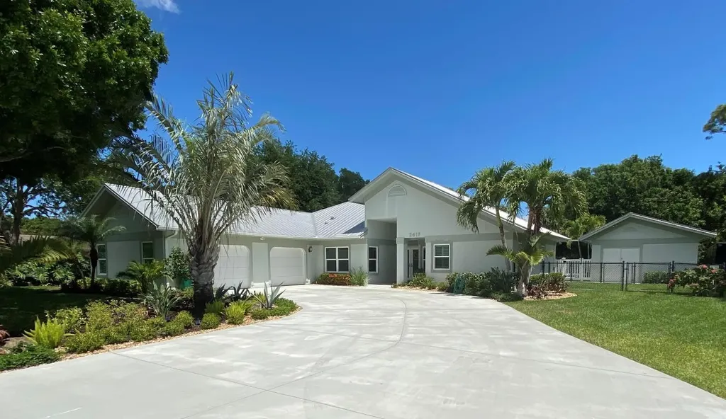 2417 SE Delano Road Port St Lucie FL 34952