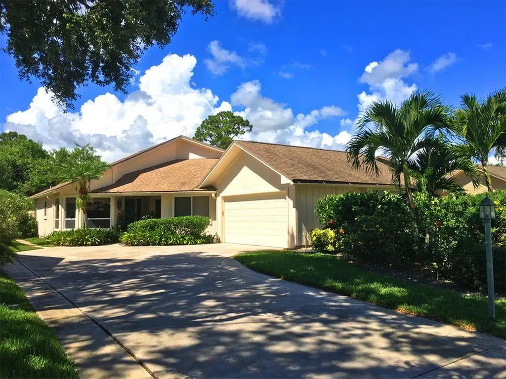 6224 SE Ames Way Hobe Sound FL 33455