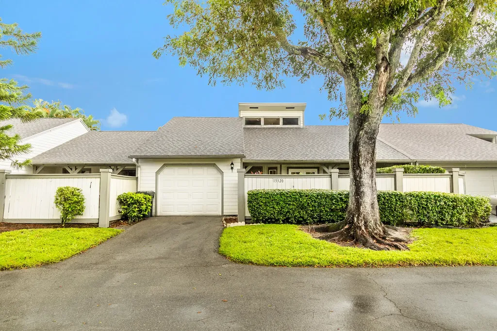 13320 Bedford Mews Court Wellington FL 33414