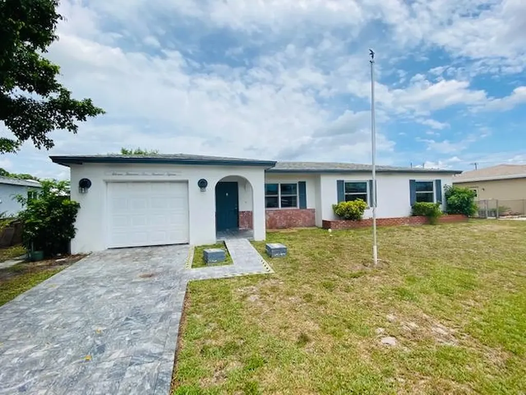 11115 Mandarin Street Boca Raton FL 33428