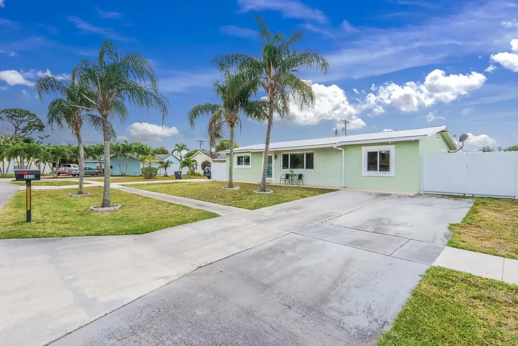 2839 Donald Road Lake Worth FL 33461