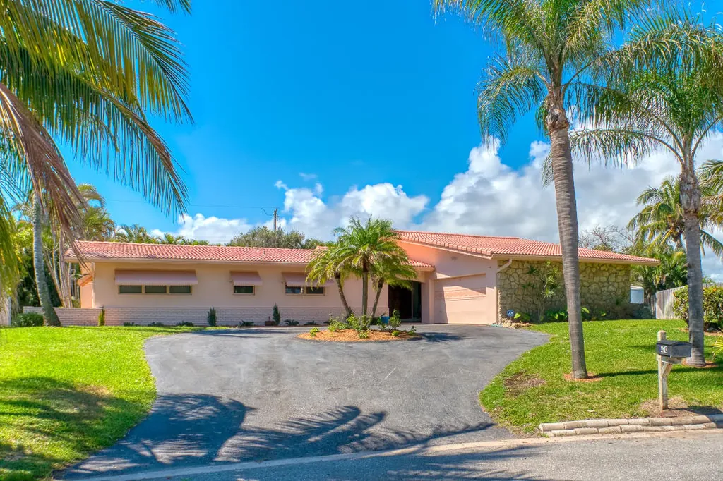 470 Sunrise Way Juno Beach FL 33408