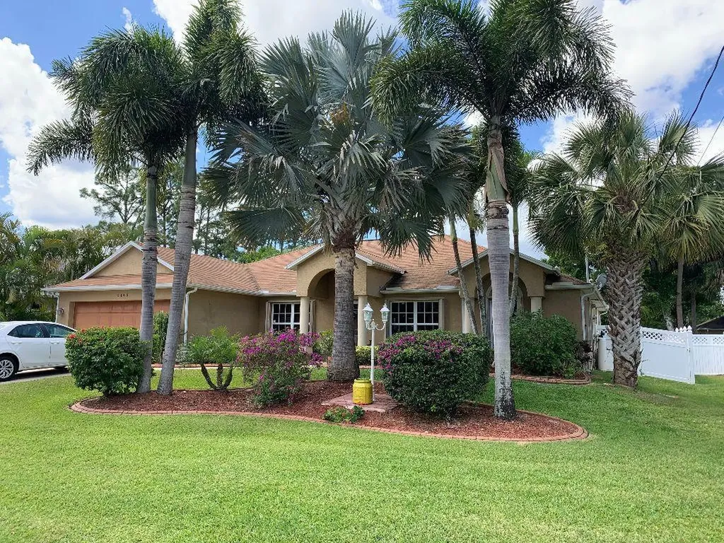2148 SW Hyacinth Street Port St Lucie FL 34953