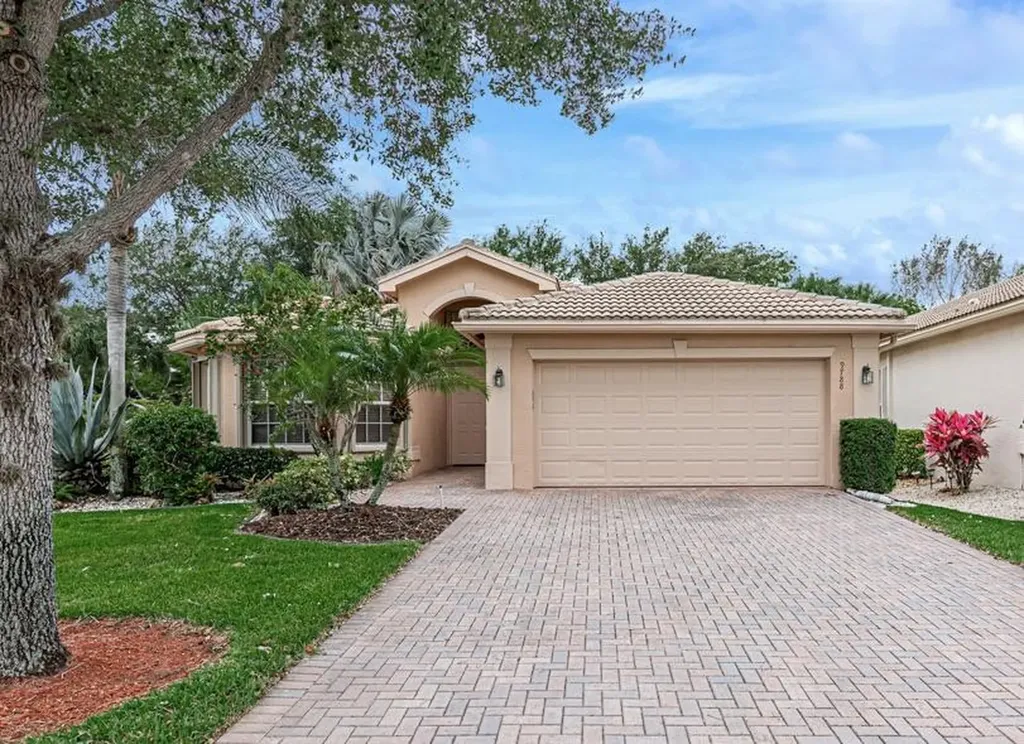 9788 Tallyrand Drive Lake Worth FL 33467