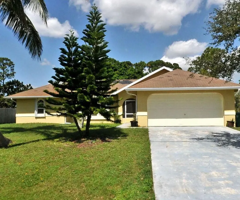 551 SW Todd Avenue Port St Lucie FL 34983