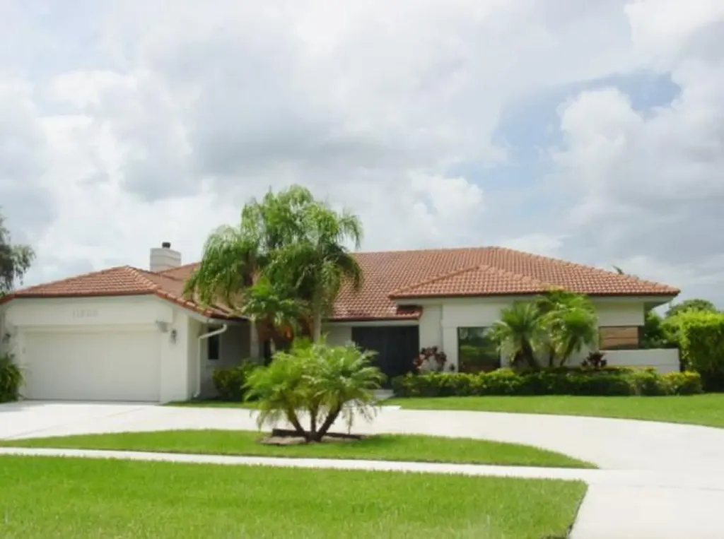 11630 Island Lakes Lane Boca Raton FL 33498