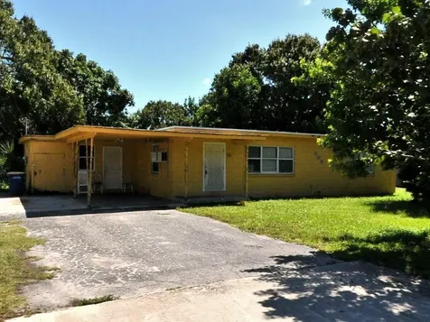 1911 Tucker Court Fort Pierce FL 34950