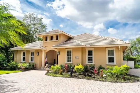 111 NE Charleston Oaks Drive Port St Lucie FL 34983