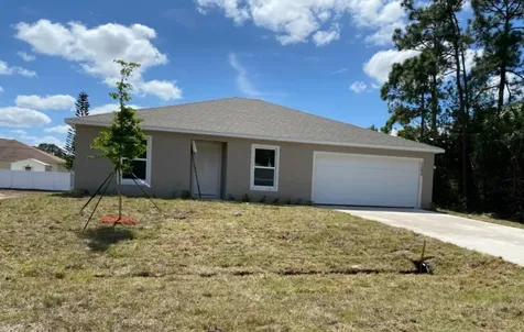 1262 SW Granville Avenue Port St Lucie FL 34953
