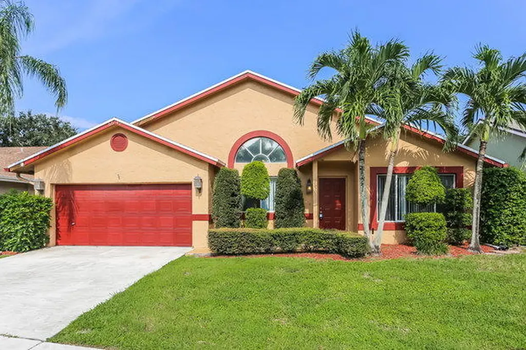 6642 NW 42nd Avenue Coconut Creek FL 33073