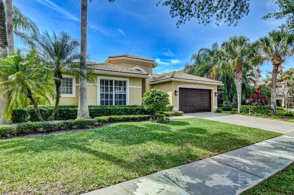 19179 Skyridge Circle Boca Raton FL 33498