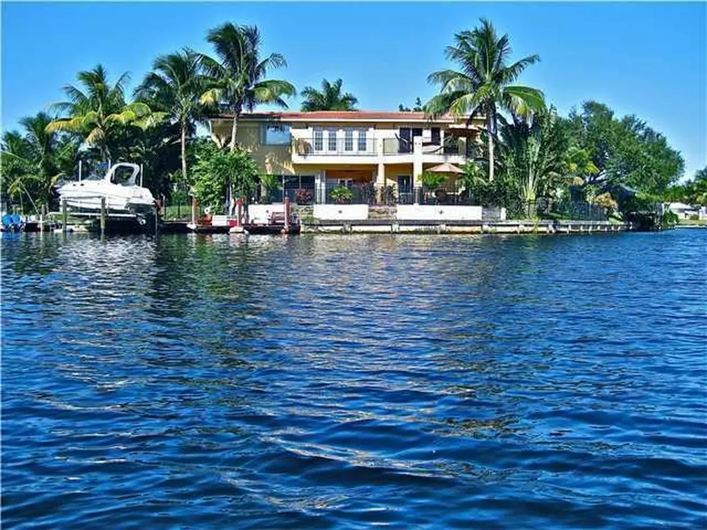 1499 SW 4th Court Boca Raton FL 33432