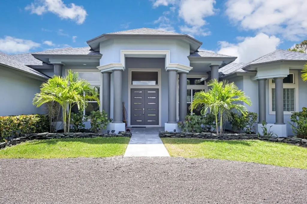 8894 Pinion Drive Lake Worth FL 33467