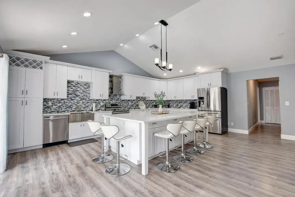 126 Santander Court Royal Palm Beach FL 33411