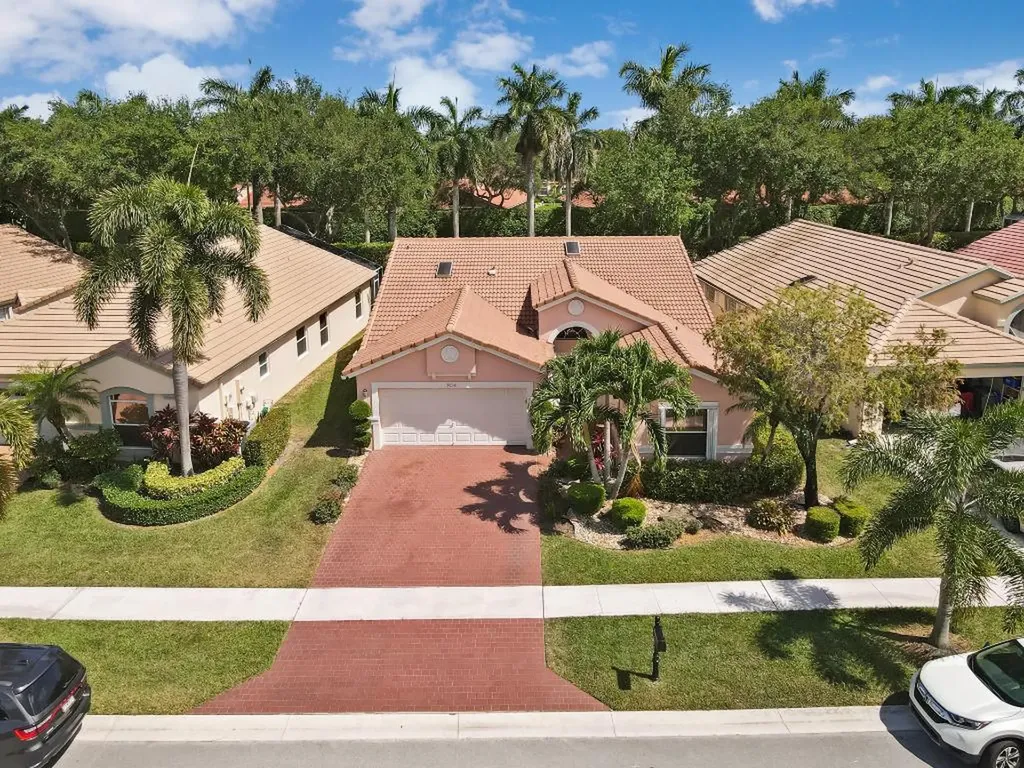 9630 Harbour Lake Circle Boynton Beach FL 33437