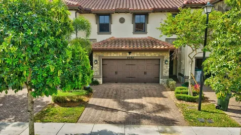 9592 Town Parc Circle N Parkland FL 33076