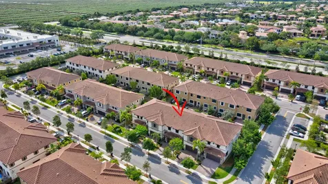 9592 Town Parc Circle N Parkland FL 33076
