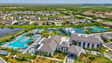 9592 Town Parc Circle N Parkland FL 33076
