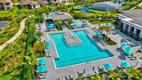 9592 Town Parc Circle N Parkland FL 33076