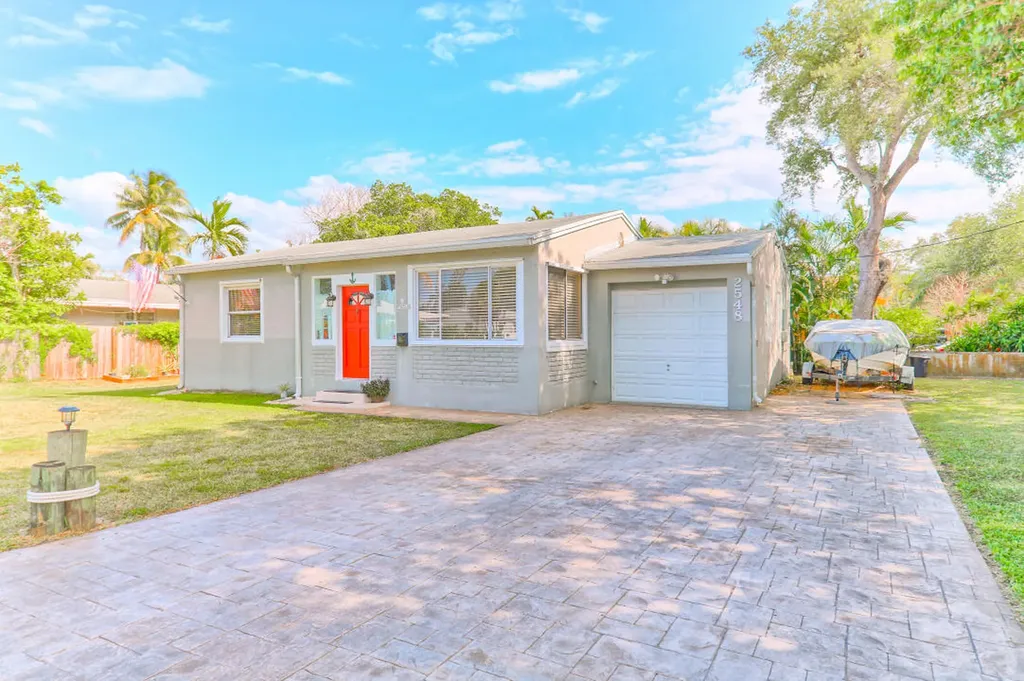2548 Arthur Street Hollywood FL 33020