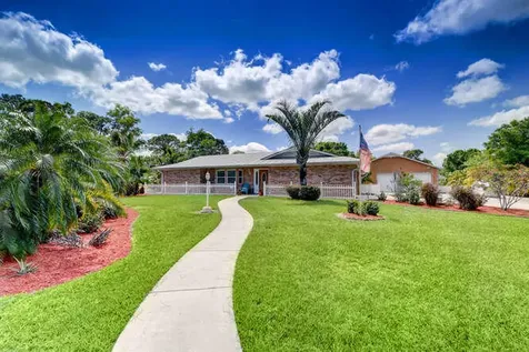 13328 SE Flora Avenue Hobe Sound FL 33455