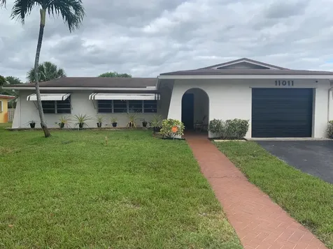 11011 Taft Street Pembroke Pines FL 33026