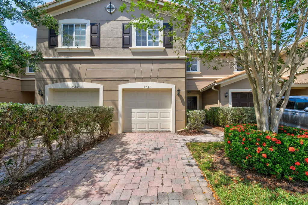 2591 SW Marshfield Court Port St Lucie FL 34953