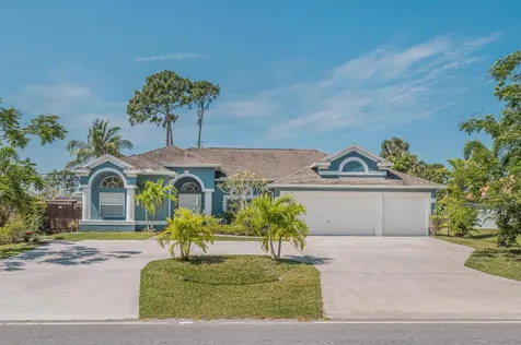 2286 SW Import Drive Port St Lucie FL 34953