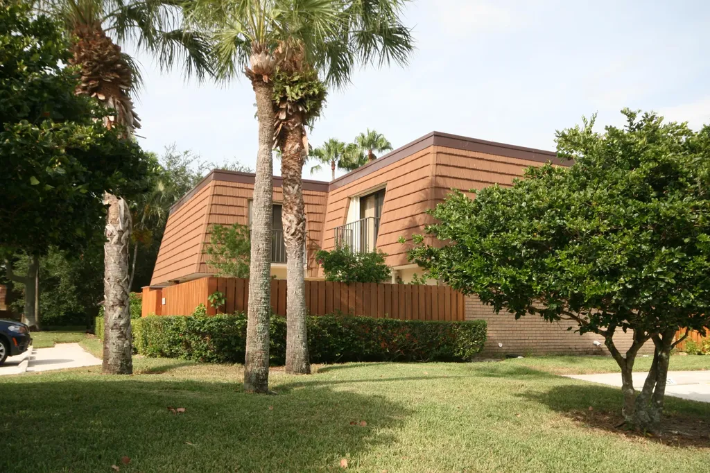 2603 26th Court Jupiter FL 33477