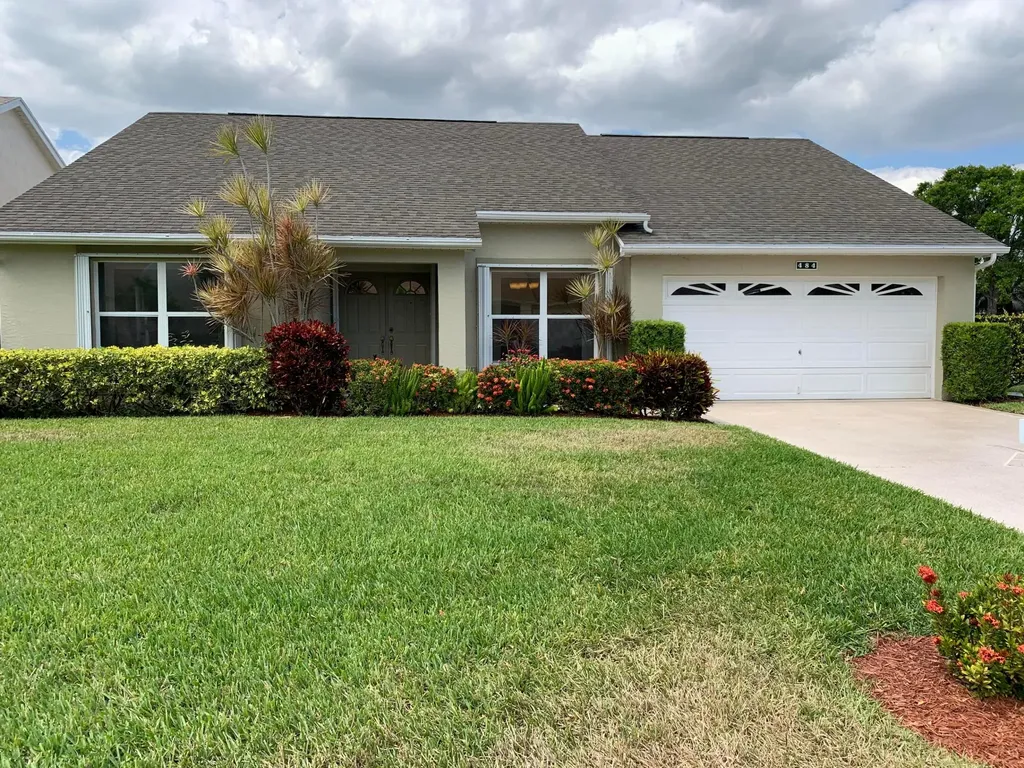484 NW Casanova Circle Port St Lucie FL 34986