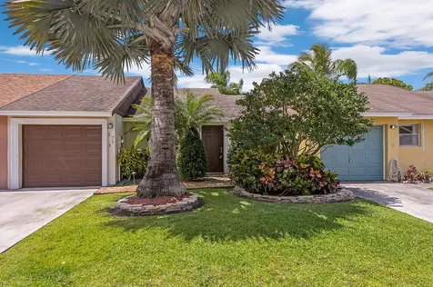 5713 Stonington Way Lake Worth FL 33463