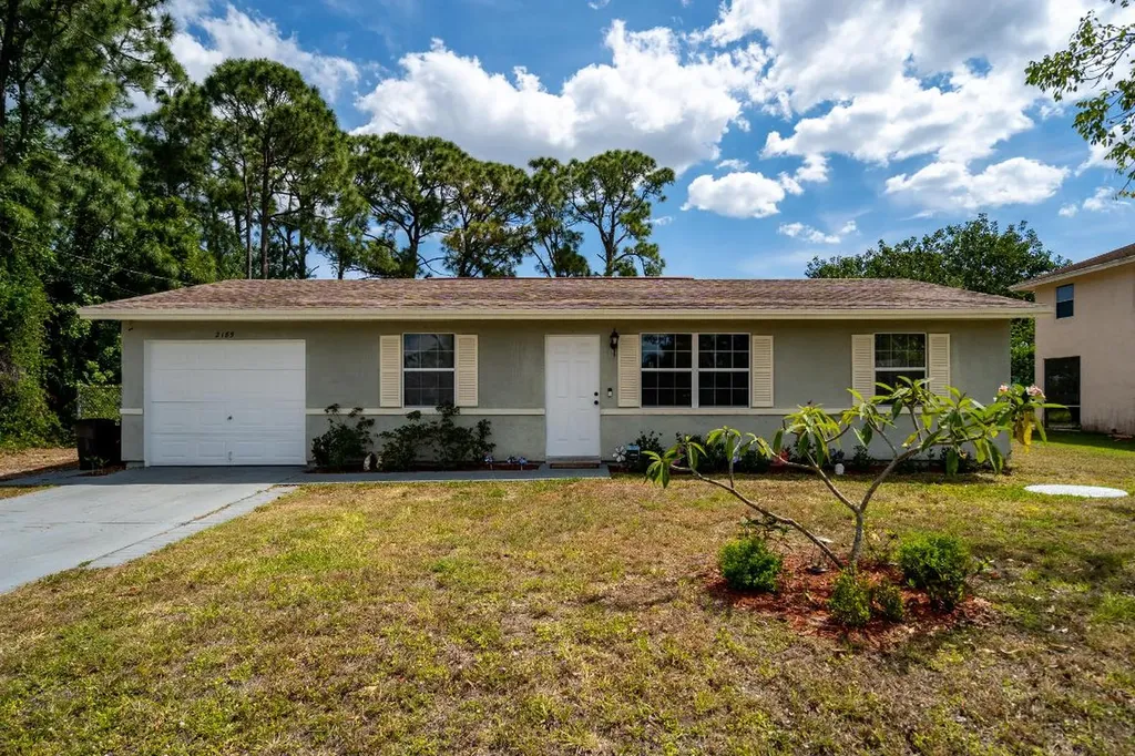 2189 SW Susset Lane Port St Lucie FL 34953