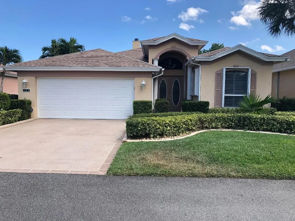 568 NW Lambrusco Drive Port St Lucie FL 34986