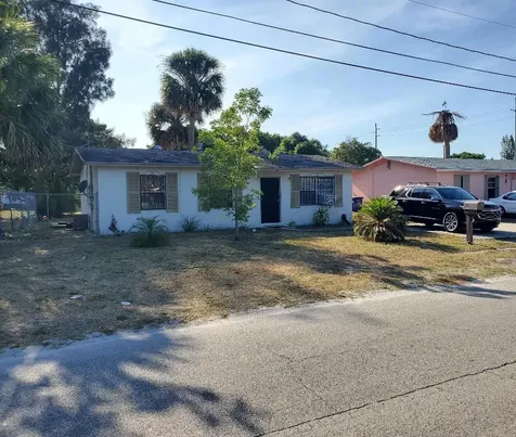 515 N 16th Street Fort Pierce FL 34950