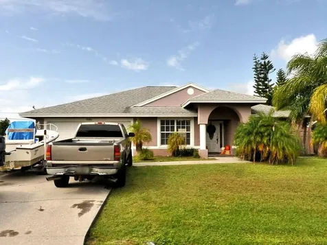 1081 SW John Maccormack Terrace Port St Lucie FL 34953