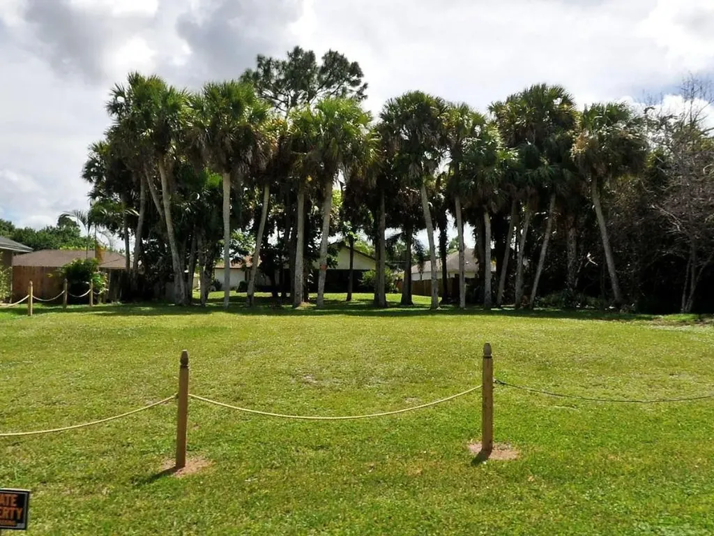 926 SW Idol Avenue Port St Lucie FL 34953