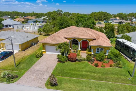 5761 NW Esau Avenue Port St Lucie FL 34986